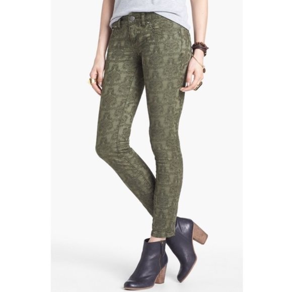 Free People Pants - NWT Free People Green Pants Jacquard Textured  W27